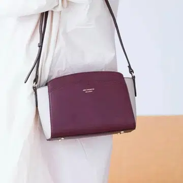 & chouette 라운드 플레인 숄더백 보르도