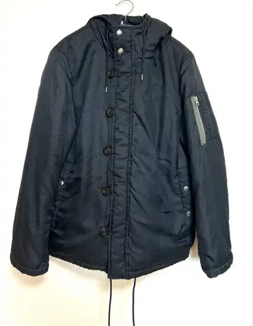 COEN 남성용 블랙 자켓 L 사이즈 충전솜