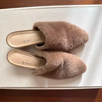 FABIO RUSCONI 나노 브라운 퍼 샌들