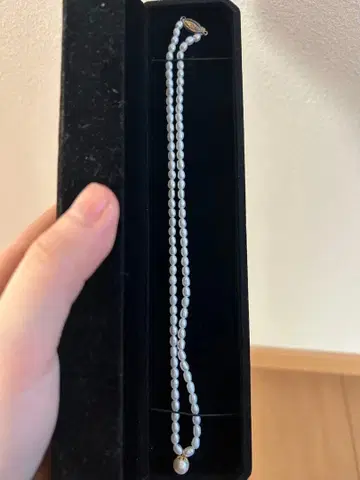 화이트 펄 목걸이