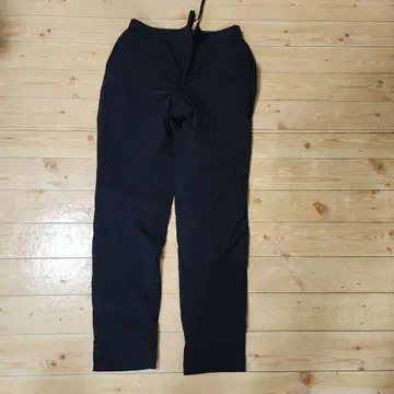 유니클로 방풍 엑스트라 웜 이지 팬츠 블랙 웜 팬츠