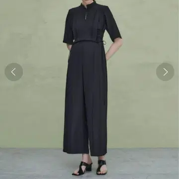 새상품급 PUBLIC TOKYO 퍼블릭 도쿄 플리츠 팬츠 드레스