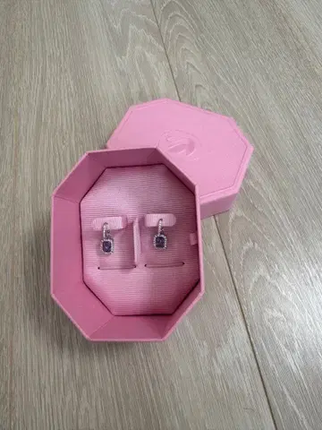 SWAROVSKI 스와로브스키 귀걸이