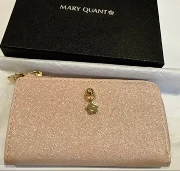 새상품 마리콴트 키케이스 박스 포함 라메 필름 멀티 키케이스