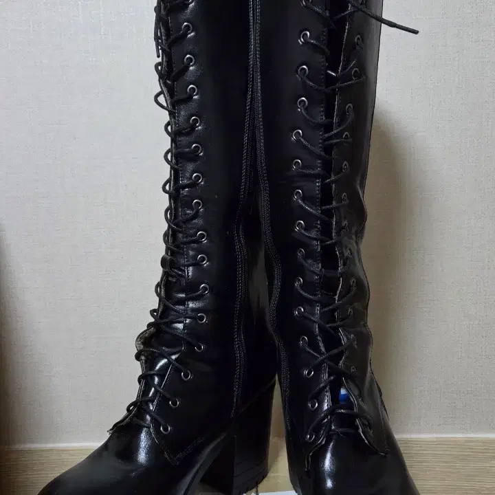 As on Maya Long Buckle Boots 230 on Bunjang Global Site.