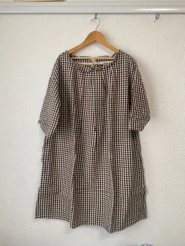 체크 무늬 튜닉