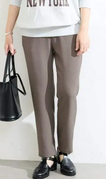 택 포함 새상품 [ JOURNAL STANDARD ] 스트레치 이지 팬츠