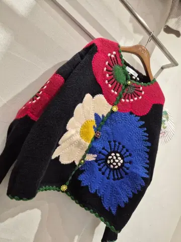 새상품 미사용 꽃무늬 자수 가디건 멋진 가디건 한국 인기