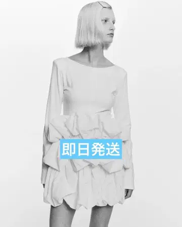 [택 포함 새상품] Bibiy. RAVENNA TOP 화이트 비비