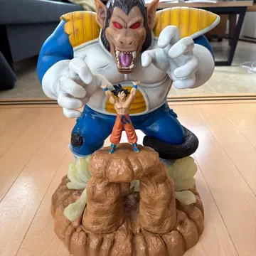 드래곤볼 대원숭이와 손오공 피규어 제일복권