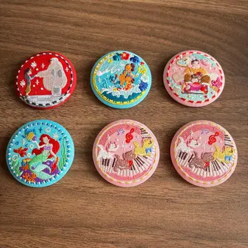 디즈니 캐릭터 자수 핀 배지 세트