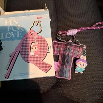 [ 익명 배송 ] PINFORLOVE 러브브 알파벳 펜던트 T