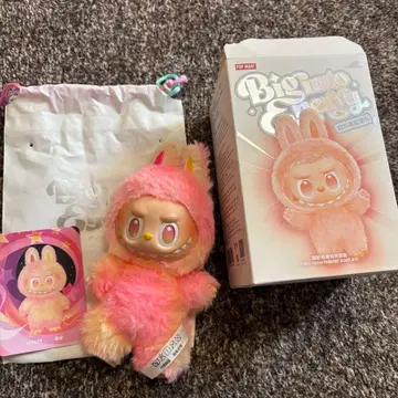 LABUBU 빅 인투 에너지 로열티