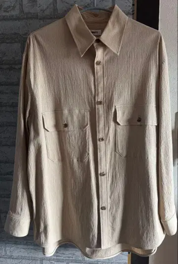 AUBETT 크레이프 크로스 2 포켓 셔츠