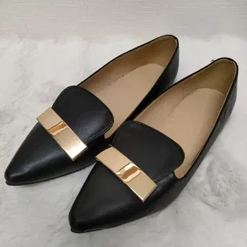 블랙 스틸레토 플랫슈즈