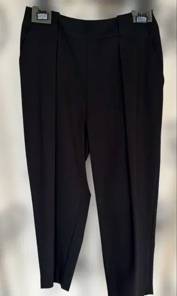 새상품급 맥스앤코 크롭 팬츠