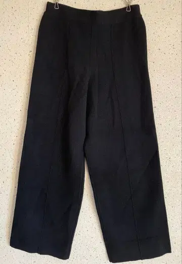 언그리드 센터 시임 니트 와이드 팬츠