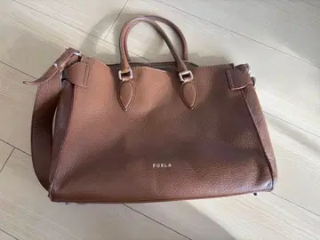 FURLA 브라운 가죽 숄더백