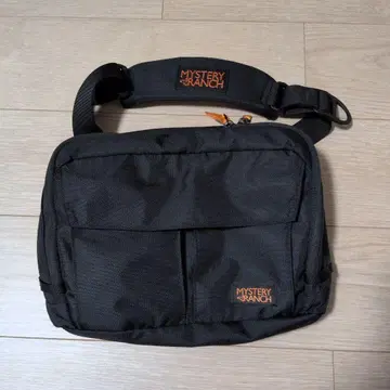 MYSTERY RANCH 디스트릭트 8