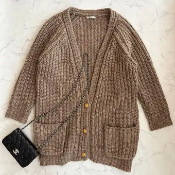 어도어 ADORE 니트 가디건 라메 니트 골드