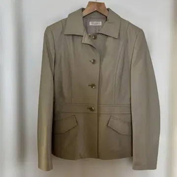 베이지 양가죽 버튼 자켓