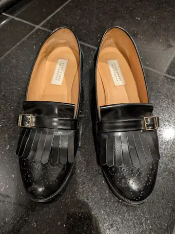 매킨토시 철학 프린지 장식 블랙 로퍼