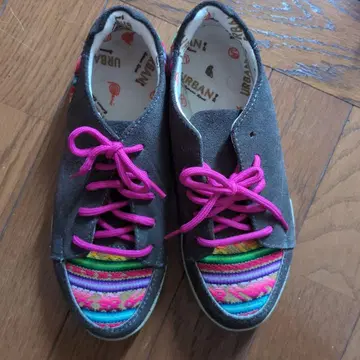 에스닉 패턴 스니커즈 페루