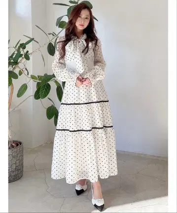 머큐리듀오 도트 리본 원피스 시착만 한 상품