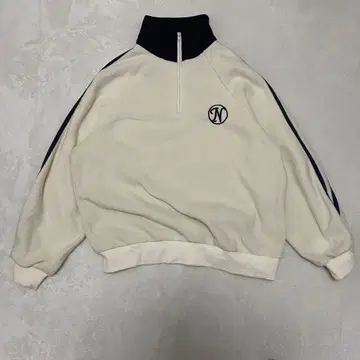 FRIFUL 하프 지퍼 플리스 하이넥 바이컬러 화이트 네이비