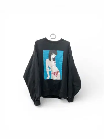 jouetie 코토츠미 콜라보 맨투맨 M