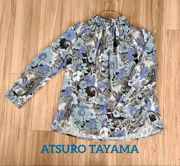 새상품 미사용) 임프레션 바이 아츠로 타야마 꽃무늬 프릴 넥 블라우스