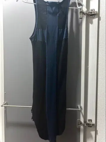 LGB 루 그랑 블루 백 크로스 슬리브리스