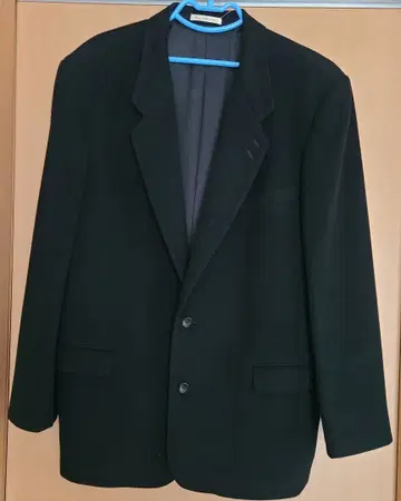 블랙 테일러드 자켓 2개 버튼