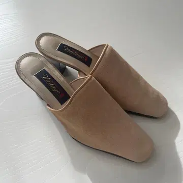 빈티지 베이지 뮬