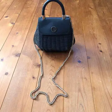 블랙 바스켓백 미니 사이즈