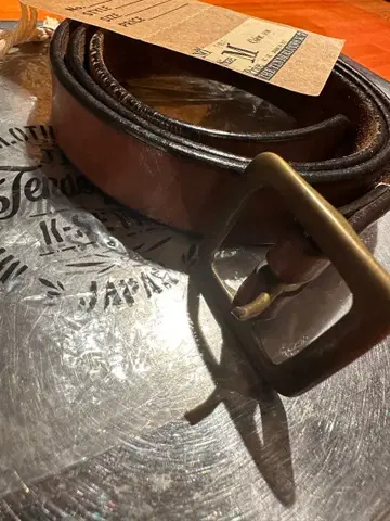 텐더 로인 내로우 벨트 브라운