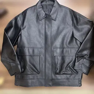 GU 페이크 레더 오버사이즈 자켓 블랙 사이즈 L