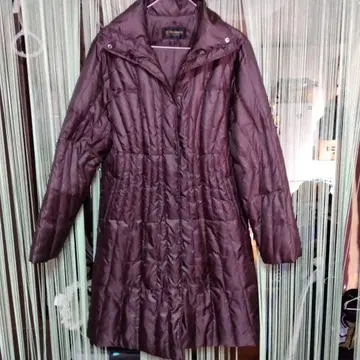 짙은 갈색 다운 롱 코트 L 사이즈