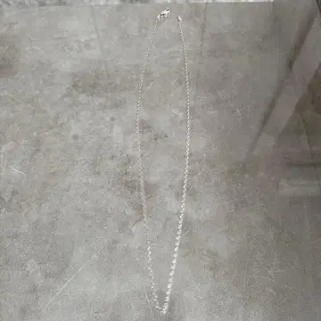 실버 체인 목걸이