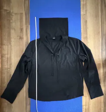 BAGARCH 블랙 세일러 후드티