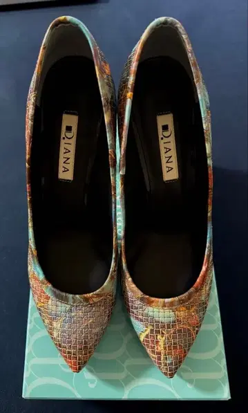 D.JANA 하이힐 멀티 컬러