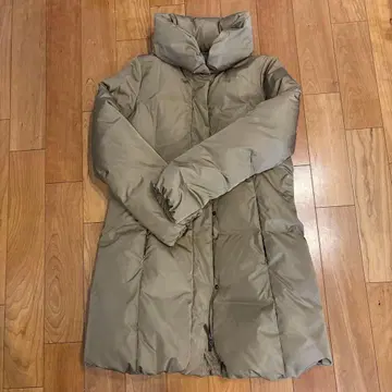 띠어리 럭스 숄카라 다운 코트 샴페인 베이지 38