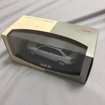 아우디 A4 미니챔프스 1/43