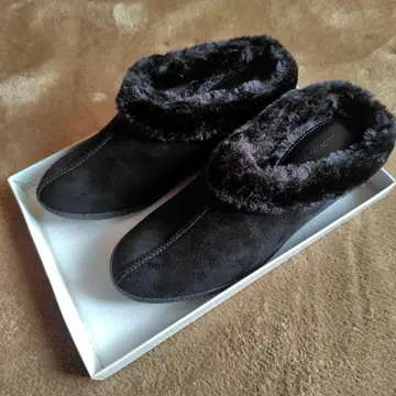 블랙 퍼 샌들 미사용 새상품