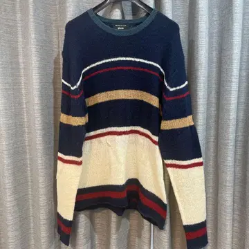 glamb 스트라이프 크루넥 니트