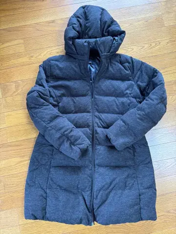 새상품급 레어 유니클로 후드 부착 다크 그레이 롱 다운 자켓 XL