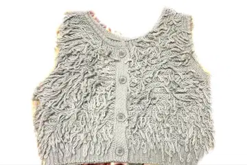 데이스코트 프린지 장식 그레이 니트 베스트