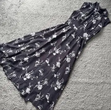 머큐리 듀오 꽃무늬 백 레이스업 원피스 used