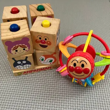호빵맨 딸랑이와 블록 세트