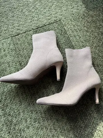 질스튜어트 니트 숏부츠 23.5 베이지 새상품급